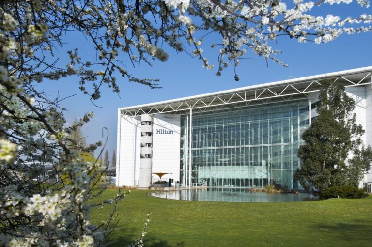 Защита от накипи лёдогенератора Отеля Хилтон (аэропорт Хитроу)