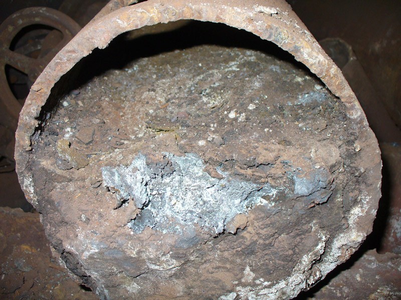 Защита системы гидротранспорта пульпы от образования неорганических отложений