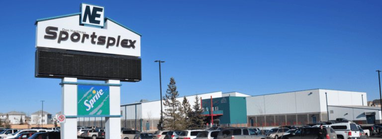 Защита испарительных конденсаторов спорткомплекса North East Sportsplex от неорганических отложений и био-обрастаний